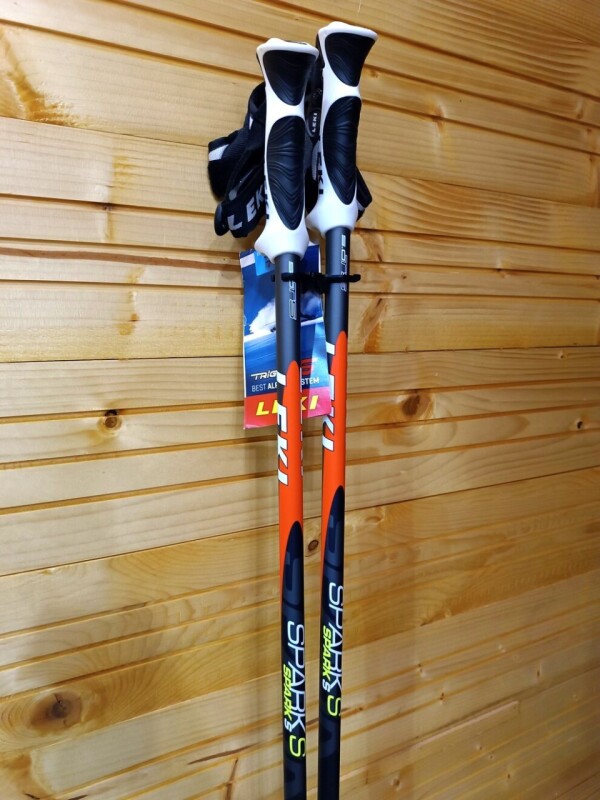 NOVÉ LEKI SPARK S BLACK-RED 130CM
